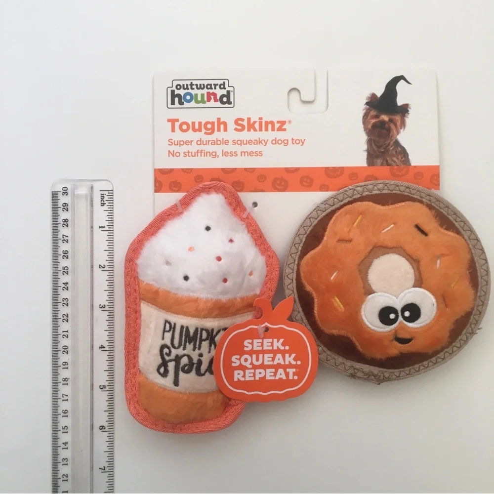 Dog Toys Outward Hound Tough Skinz Durable Squeaker No Mess NEW Pumpkin Spice